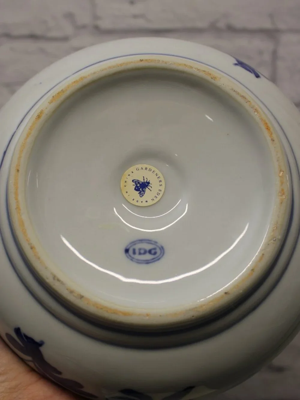 Vintage Bombay Company Gardeners Eden Blue Floral Motifs Ceramic Bulb Frog Vase